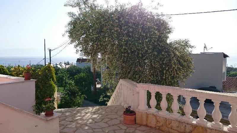 Apartment Roza's And Benitses (Corfu)