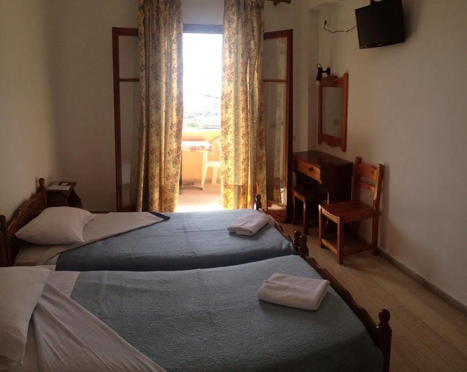 Apartament Roza's And Benitses (Corfu)